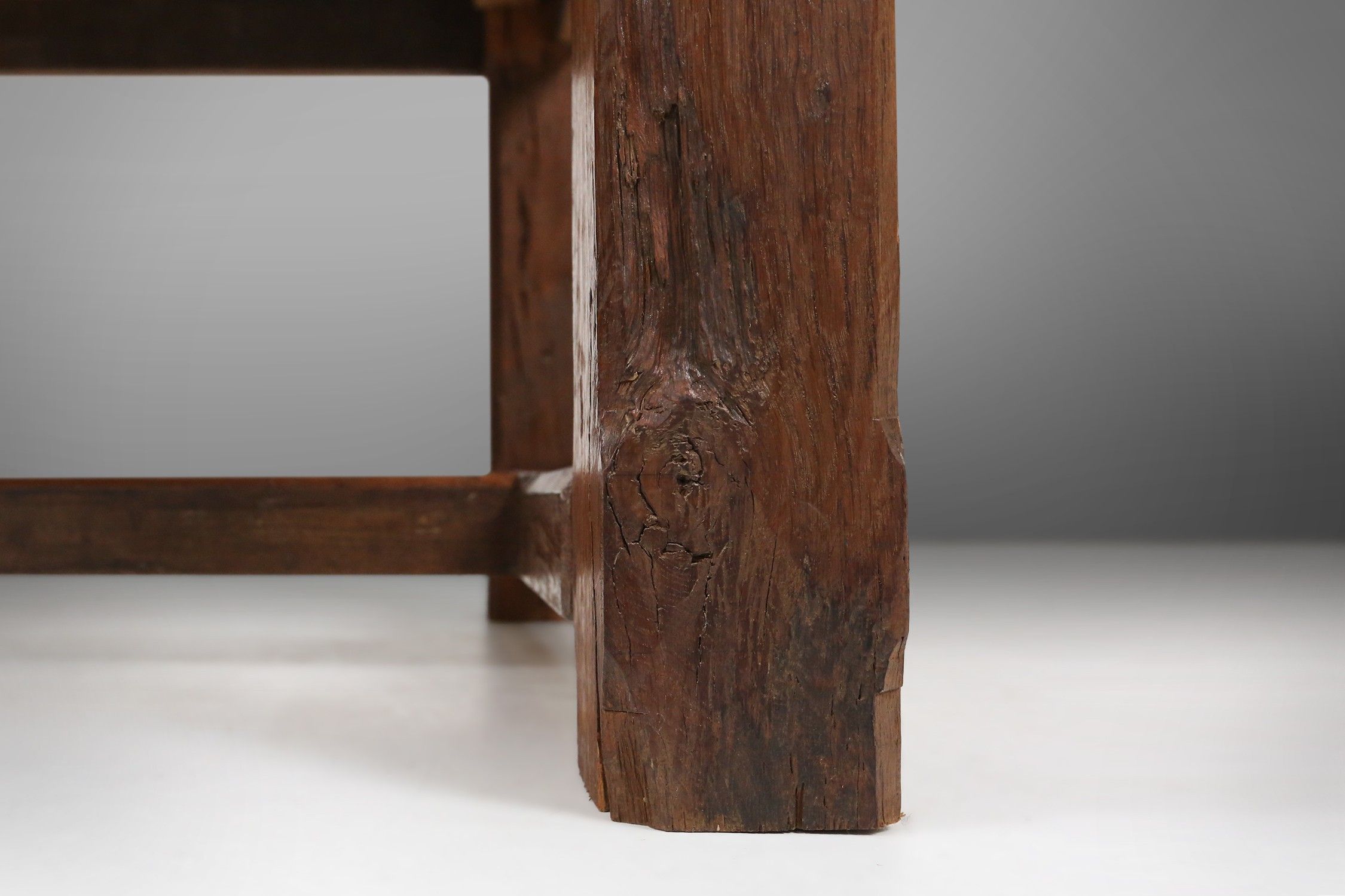 Antique Spanish Console Table in carved Oak, 18th Centurythumbnail